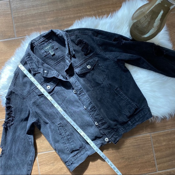 Forever 21 Distressed Black Jean Jacket - Picture 5 of 6
